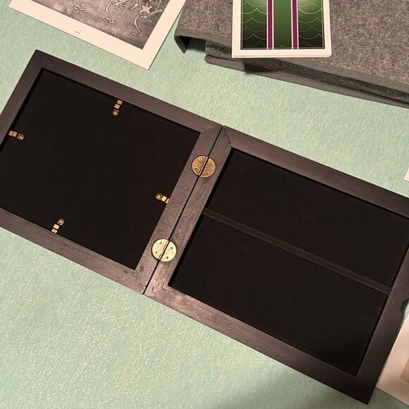 Disney Art D23 set of 4 8x10 prints in wood 12x10x2 brass & felt case frame - Picture 4 of 16